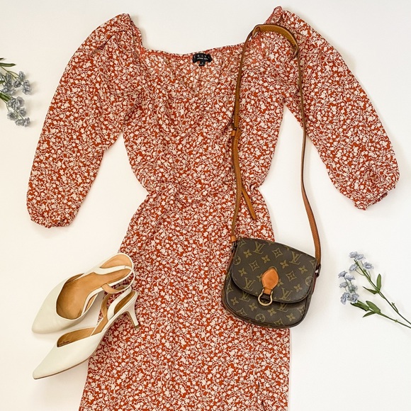 Louis Vuitton Handbags - ♡︎The Cutest ♡︎ LV St. Cloud Crossbody